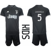 Dětský Fotbalový dres Juventus Manuel Locatelli #5 2023-24 Třetí Krátký Rukáv (+ trenýrky)